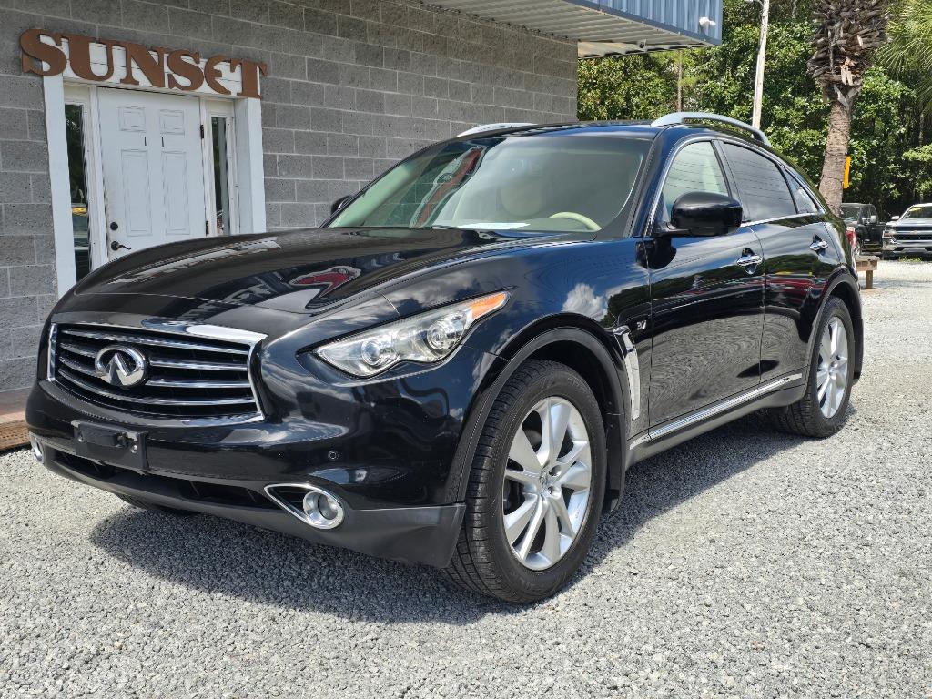 2015 INFINITI QX70