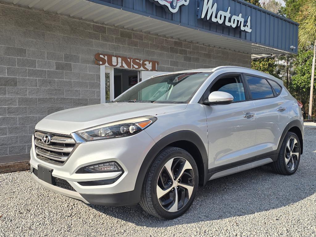2017 Hyundai Tucson Limited's photo
