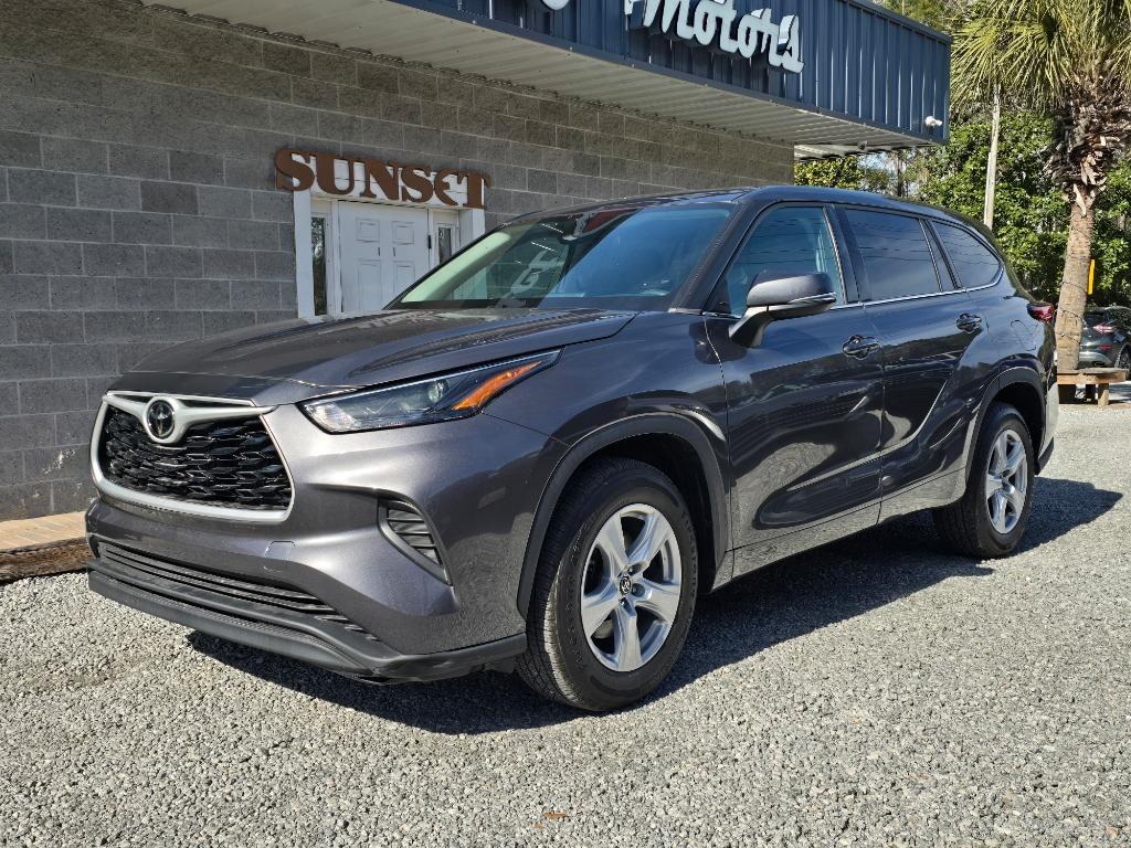 2022 Toyota Highlander L
