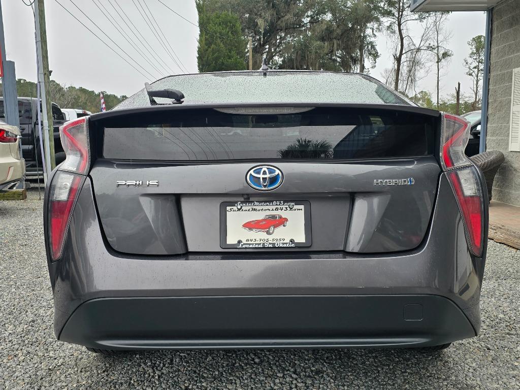 2016 Toyota Prius Two - Photo 7
