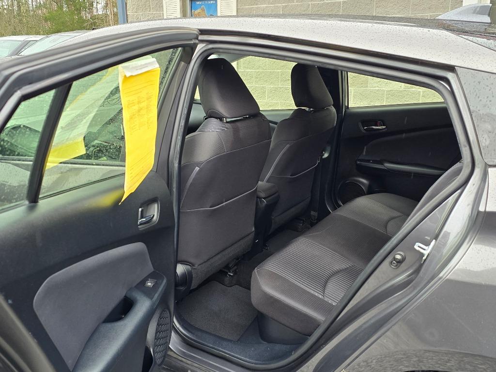 2016 Toyota Prius Two - Photo 8