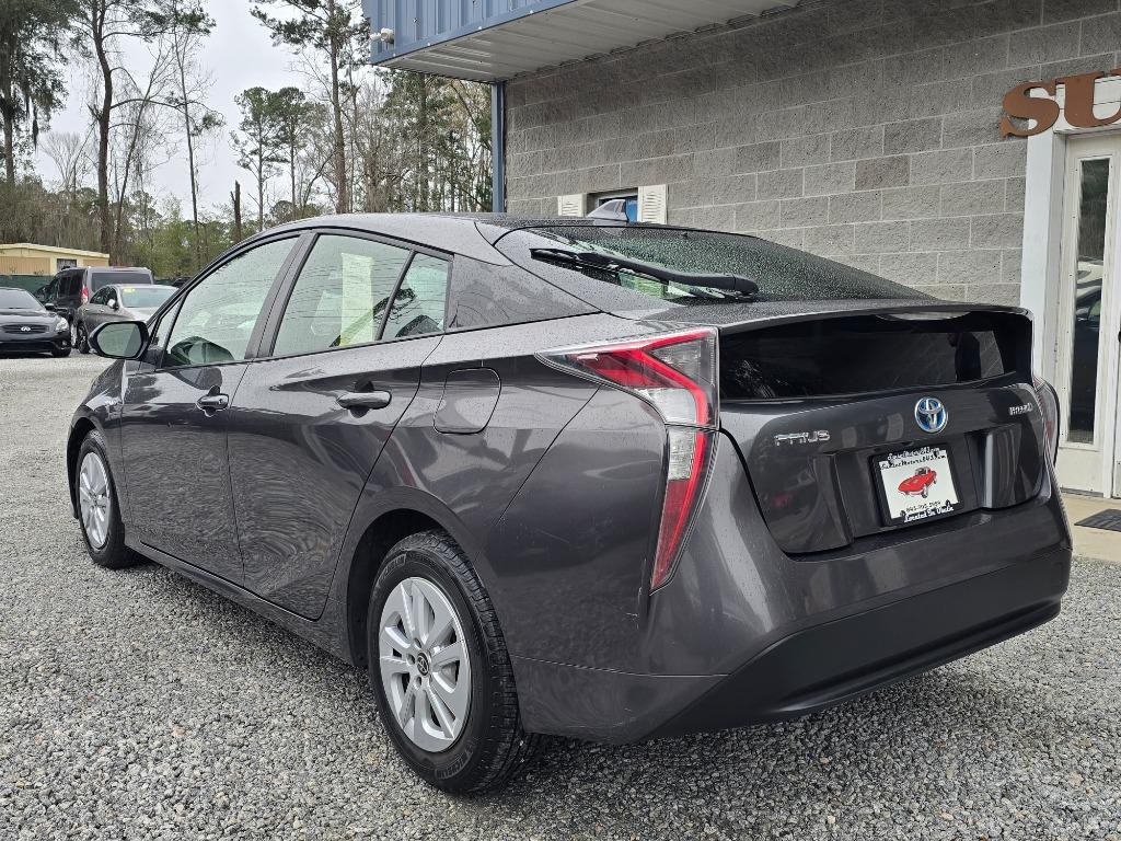 2016 Toyota Prius Two - Photo 6