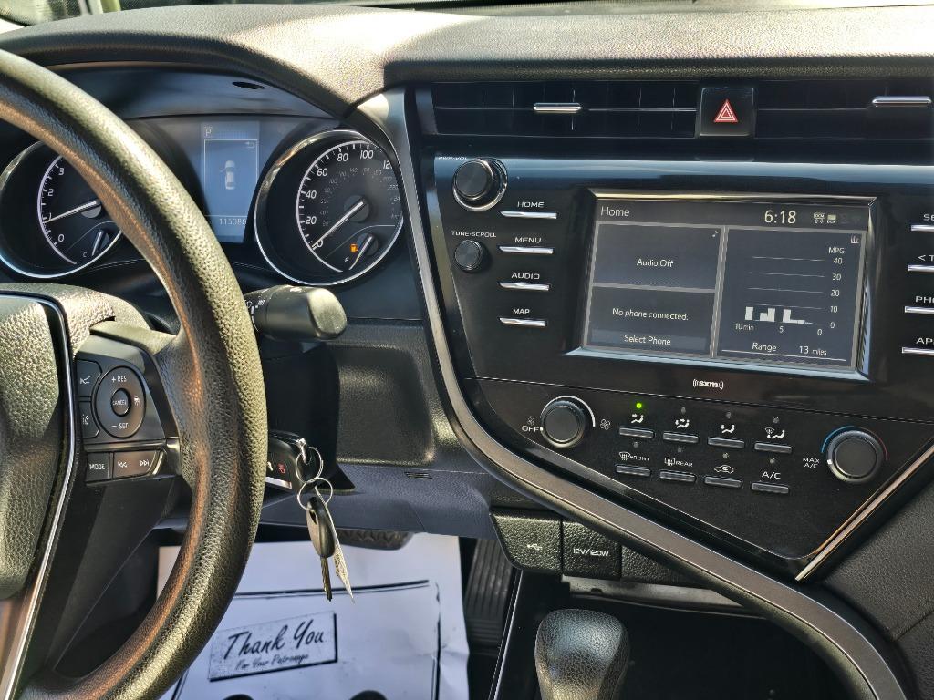 2020 Toyota Camry LE - Photo 16