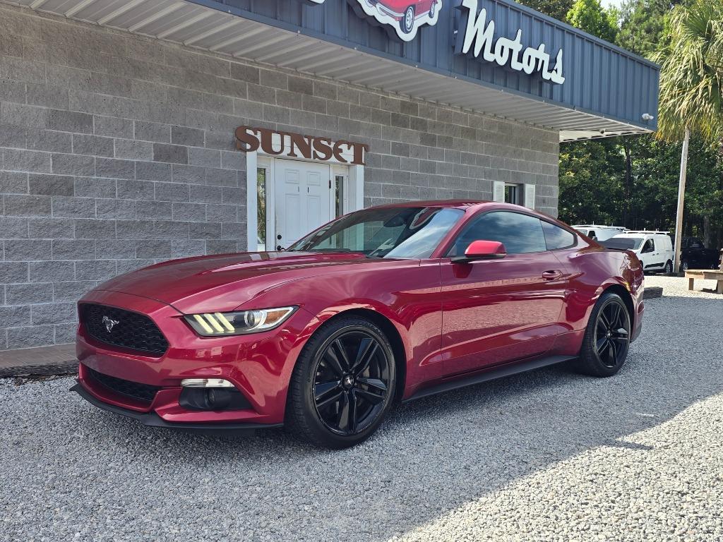 2017 Ford Mustang EcoBoost Coupe Premium's photo